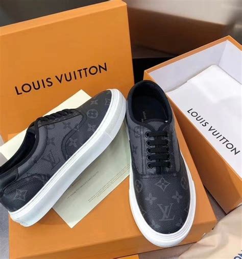 louis vuitton sko herre|louis vuitton shoes.